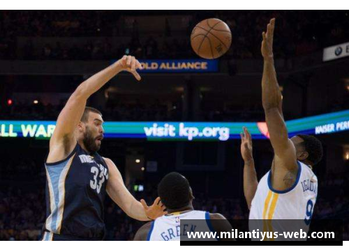 NBA灰熊与勇士巅峰对决：勇士能否击败挑战者灰熊？